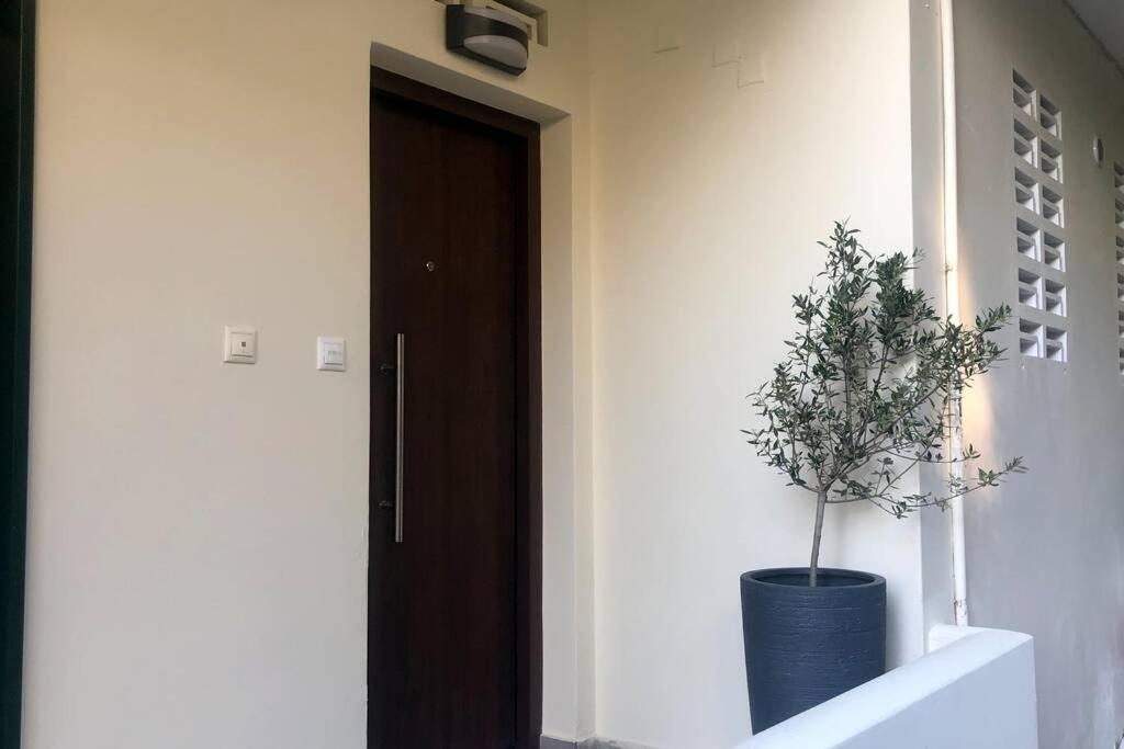 Tropicana Athens Ngoại thất bức ảnh