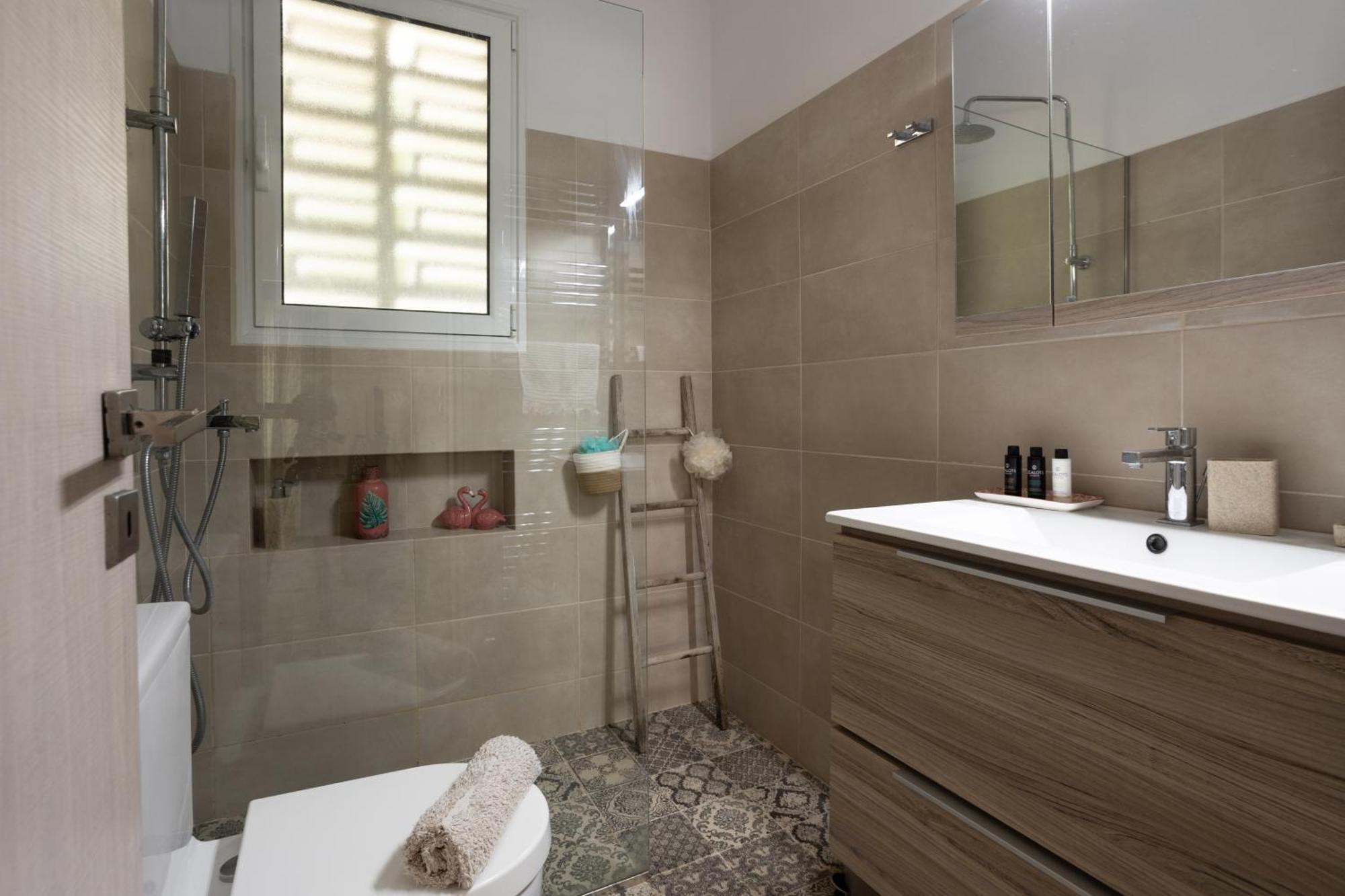 Tropicana Athens Ngoại thất bức ảnh